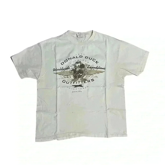 Donald Duck Outfitters T-Shirt Size X-Large - Picture 1 of 1